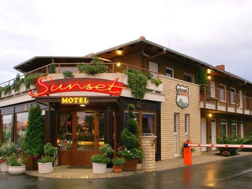 Sunset Motel Szombathely Eksteriør bilde